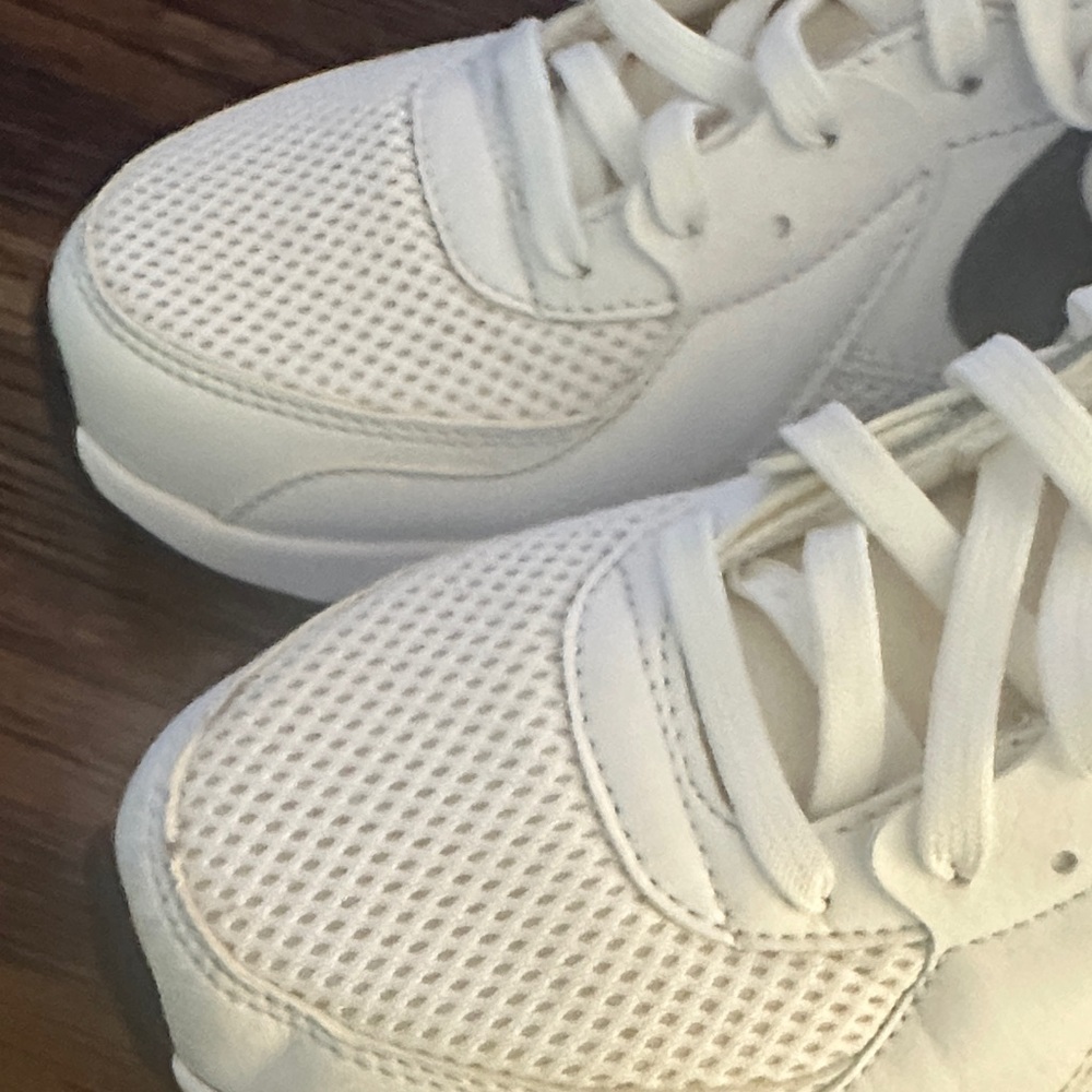Nike Air Max White and Black Sneakers - Picture 15 of 15